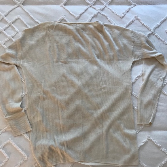 Cream sweater with tie front - Picture 2 of 2